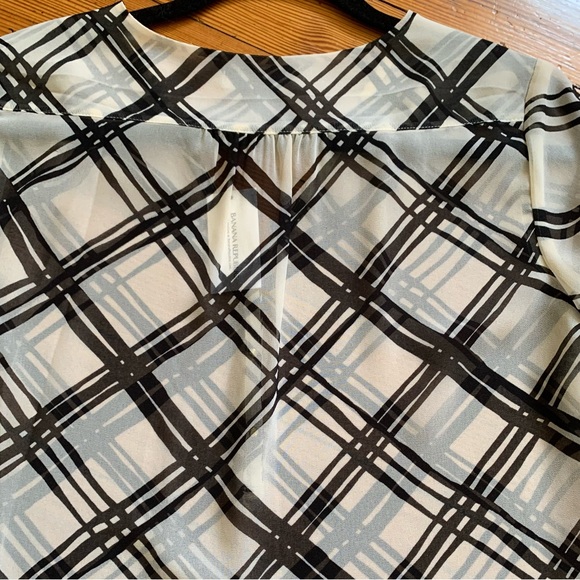 NWT! Banana Republic Sheer long Sleeve Blouse Size XS - Picture 11 of 11